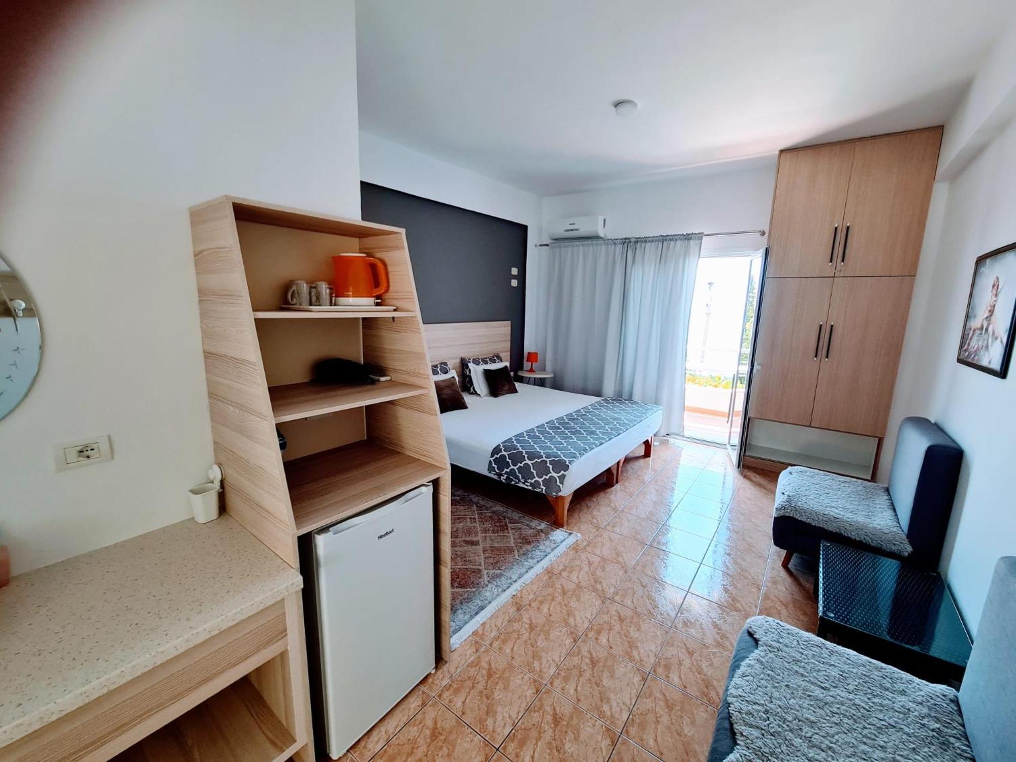 Salt Life Hotel Dhërmi Buitenkant foto